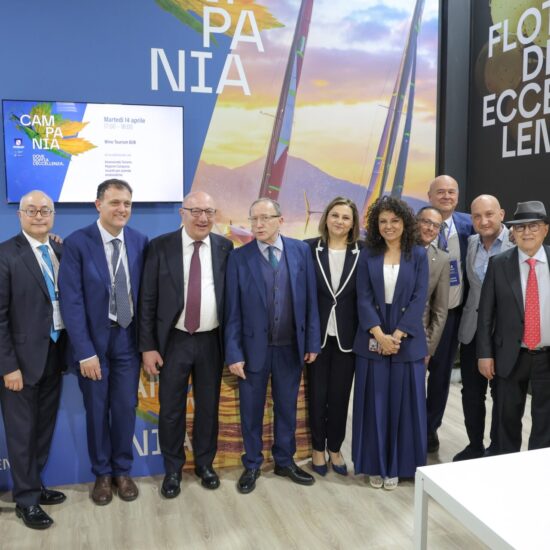 Vinitaly 2026 – Vini campani ‘a gonfie vele’: grande successo della Regione Campania