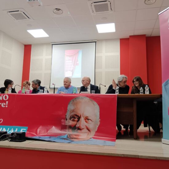 Bagno di folla per l’inaugurazione della sede elettorale di Roberto Cardinale