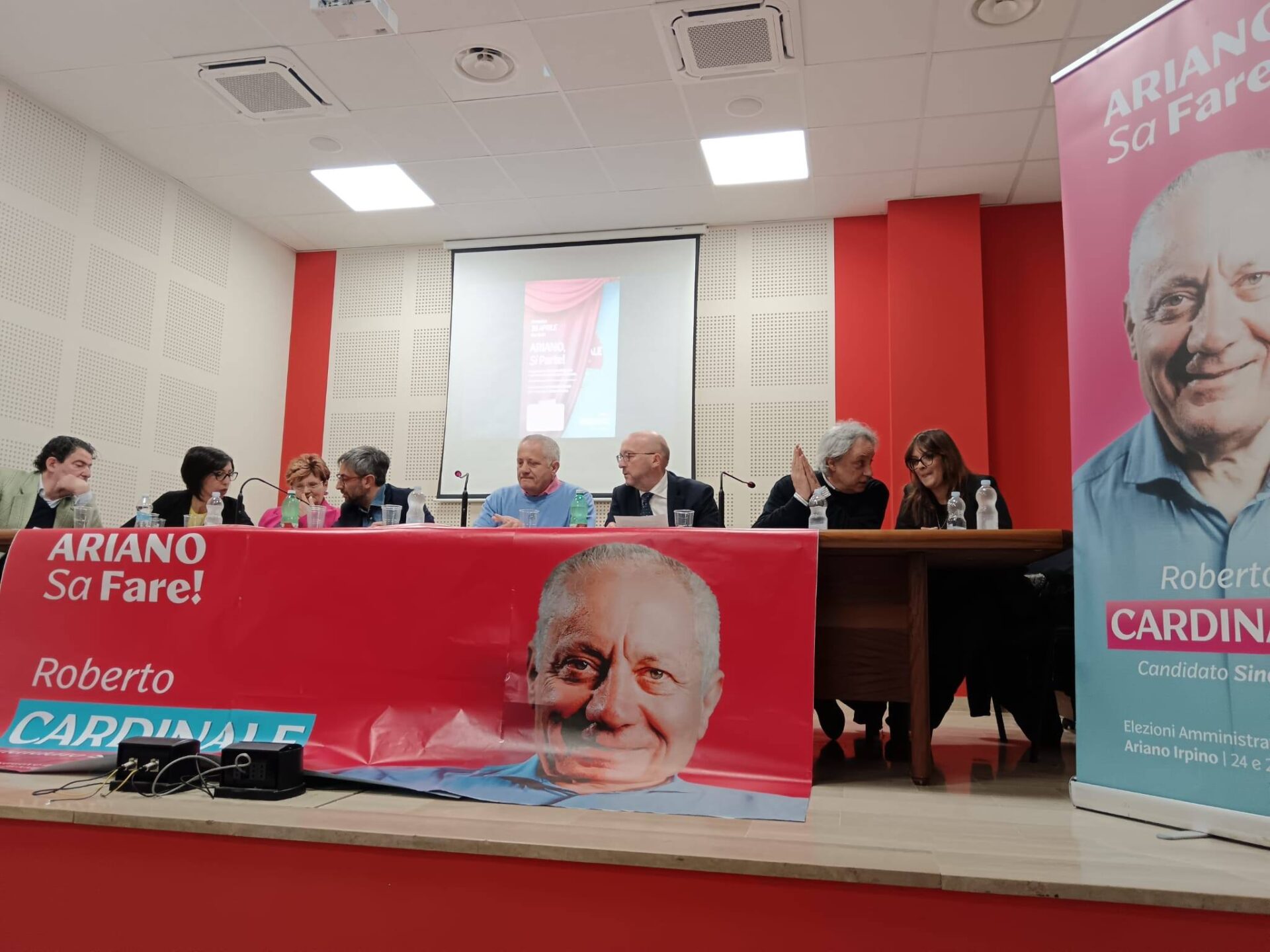 Bagno di folla per l’inaugurazione della sede elettorale di Roberto Cardinale