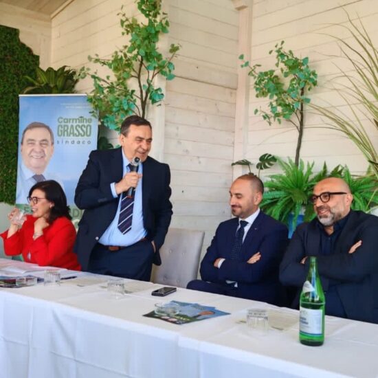 Elezioni Ariano – Carmine Grasso firma il “Patto per Ariano” con Buonopane e Gubitosa